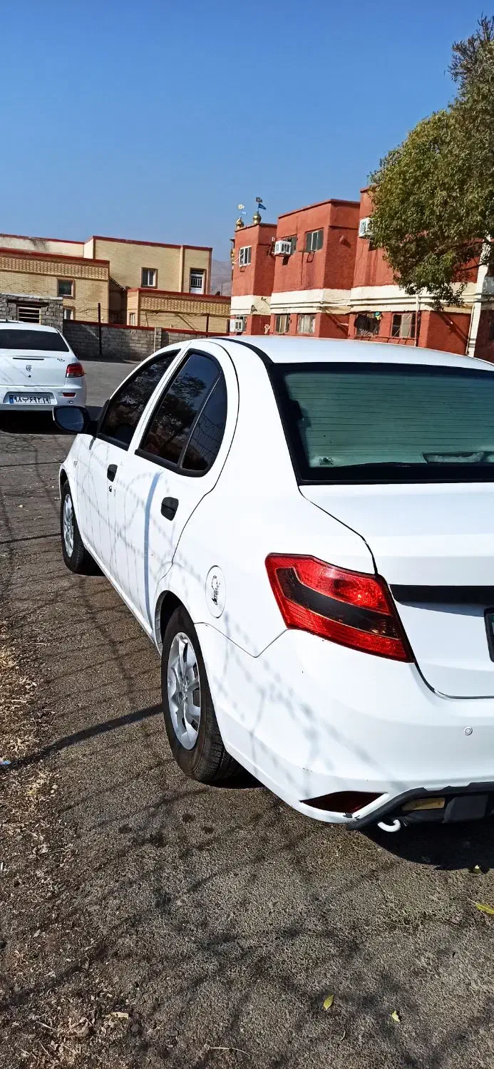 ساینا مدل ۹۸|خودرو سواری و وانت|خرم‌آباد, |دیوار