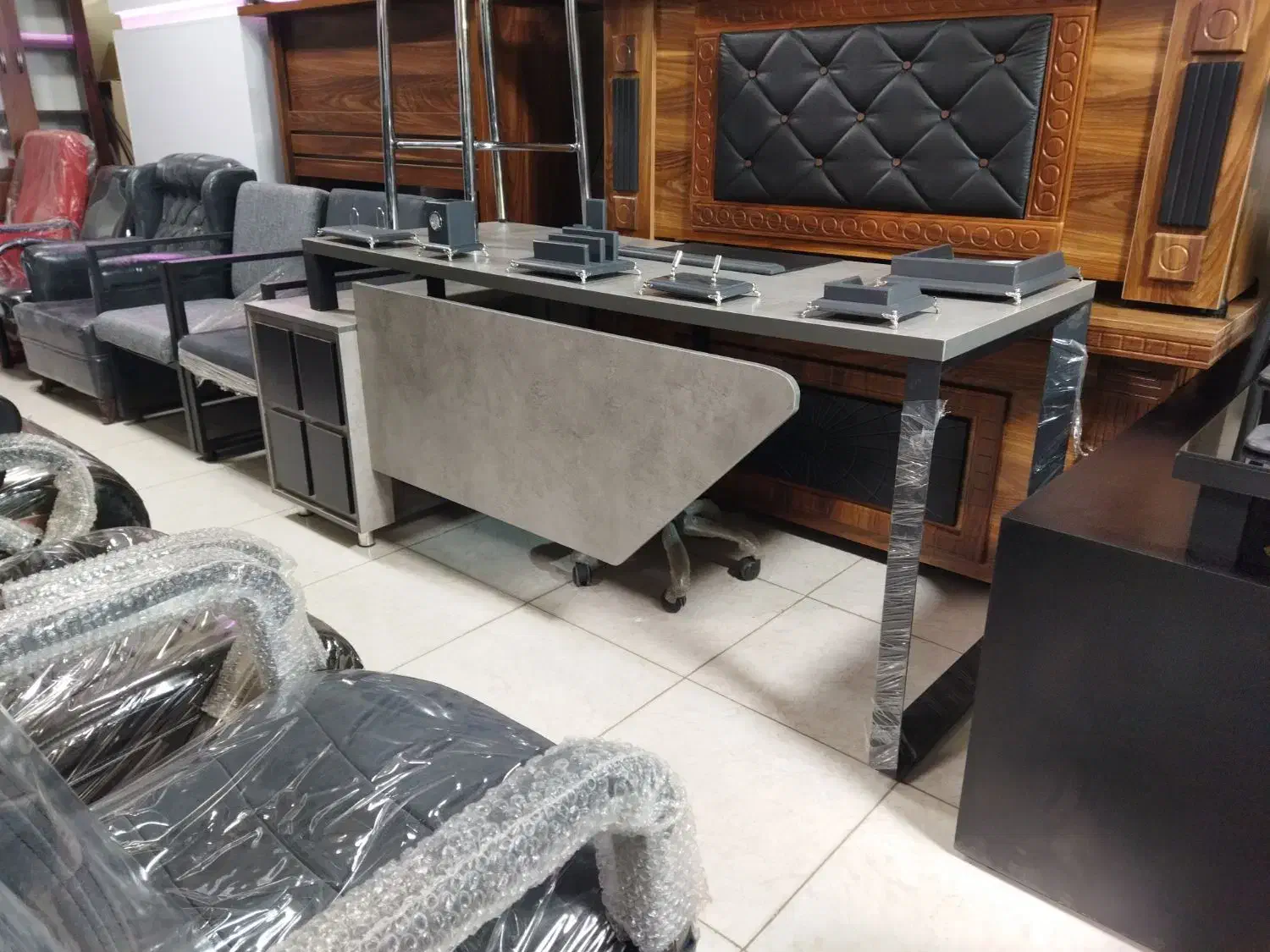 مبلمان اداری،میز اداری،صندلی اداری،میز مدیریت|مبلمان اداری|نظرآباد, نظرآباد|دیوار