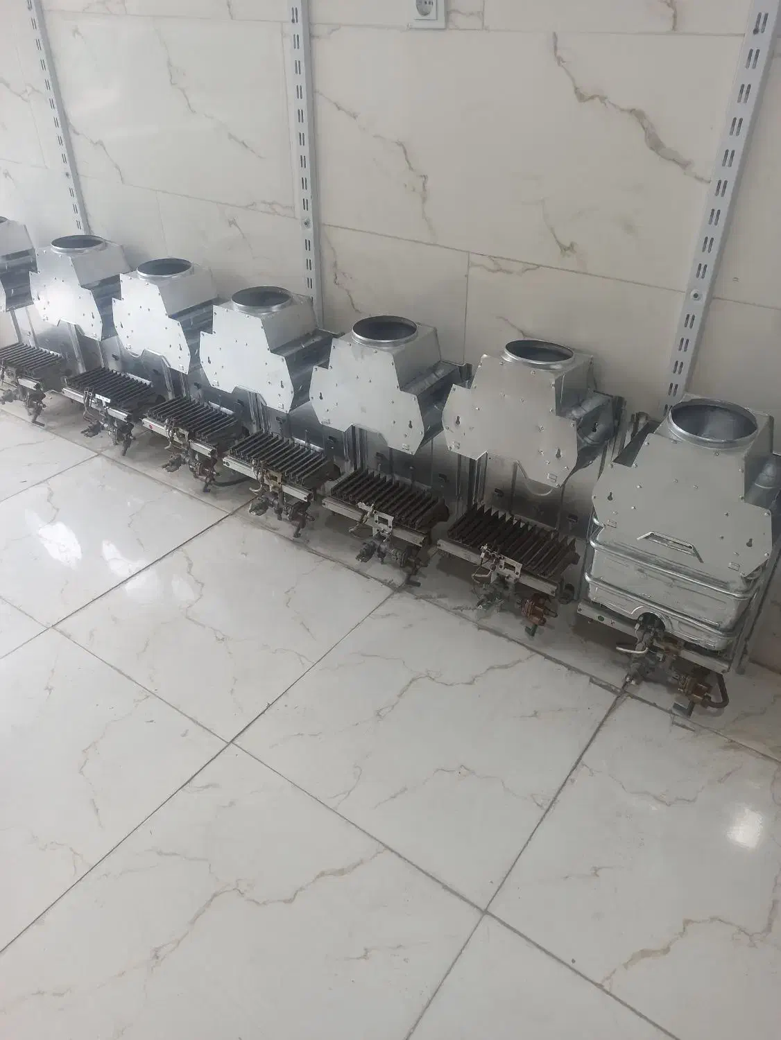 آبگرمکن بوتان|آبگرمکن، پکیج، شوفاژ|رشت, معلولین|دیوار