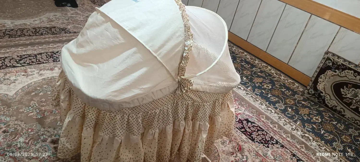 گهواره متحرک قابل تنظیم ارتفاع|اسباب و اثاث بچه|علی‌آباد کتول, |دیوار