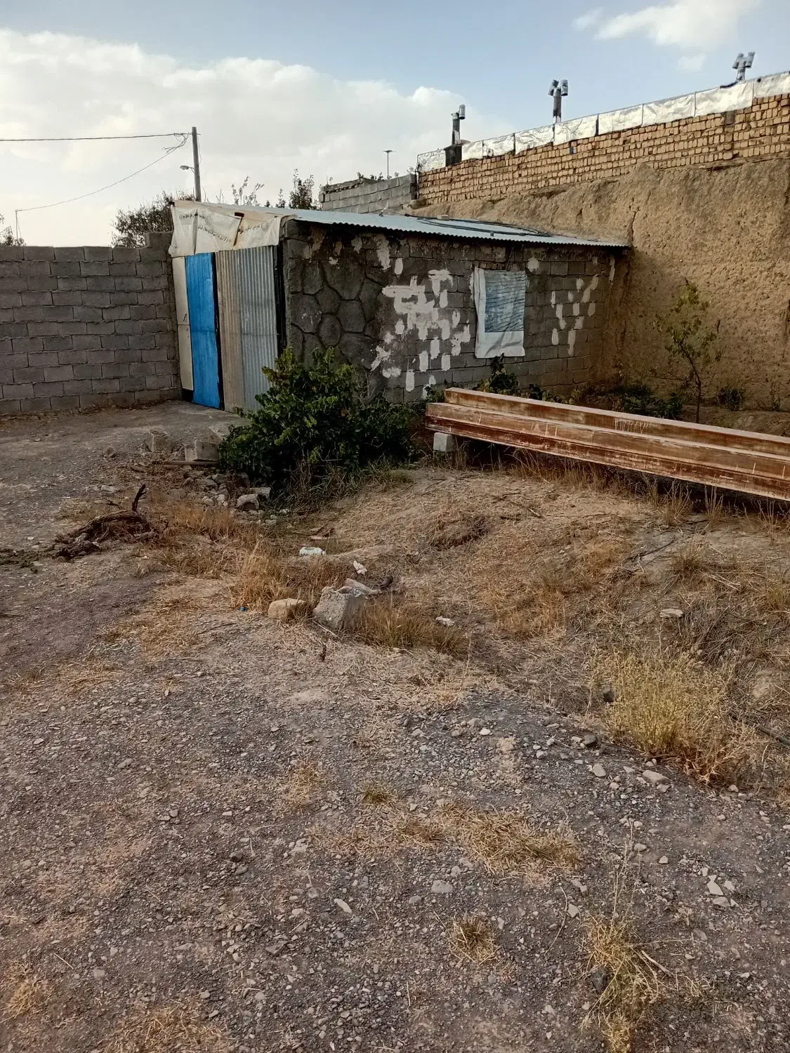 نوبران.زمین مسکونی روستای مقصودآباد|فروش زمین و ملک کلنگی|نوبران, |دیوار