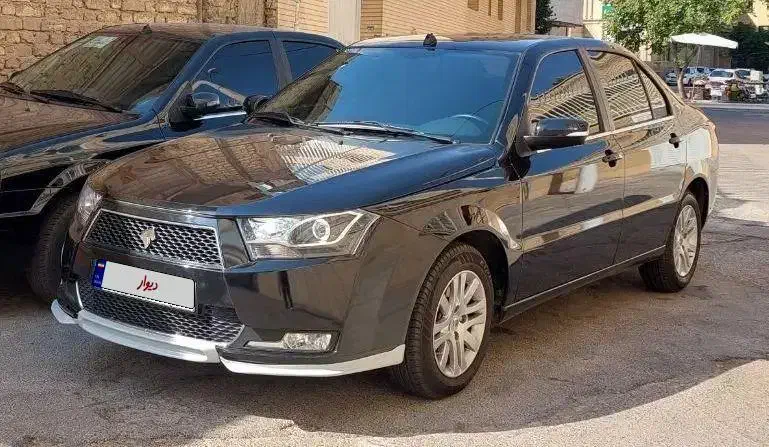 دنا مدل ۴۰۱|خودرو سواری و وانت|شیراز, آبیاری|دیوار