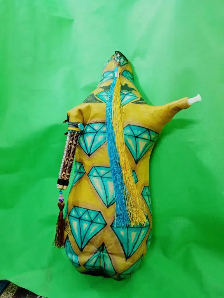 نی انبان|سازهای بادی|شیراز, گلکوب|دیوار