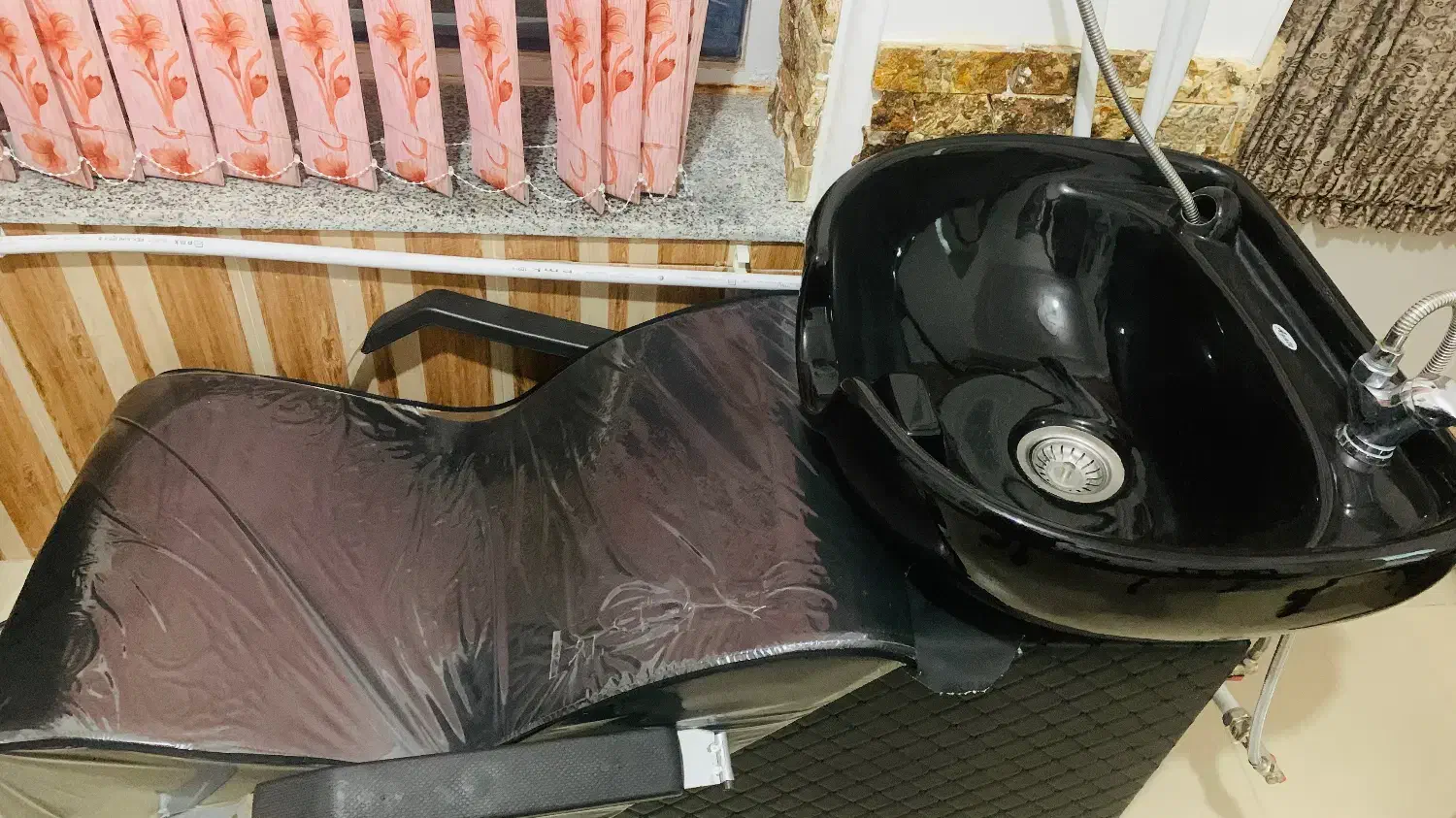 سرشور وکراتین|آرایشگاه و سالنهای زیبایی|فراشبند, |دیوار