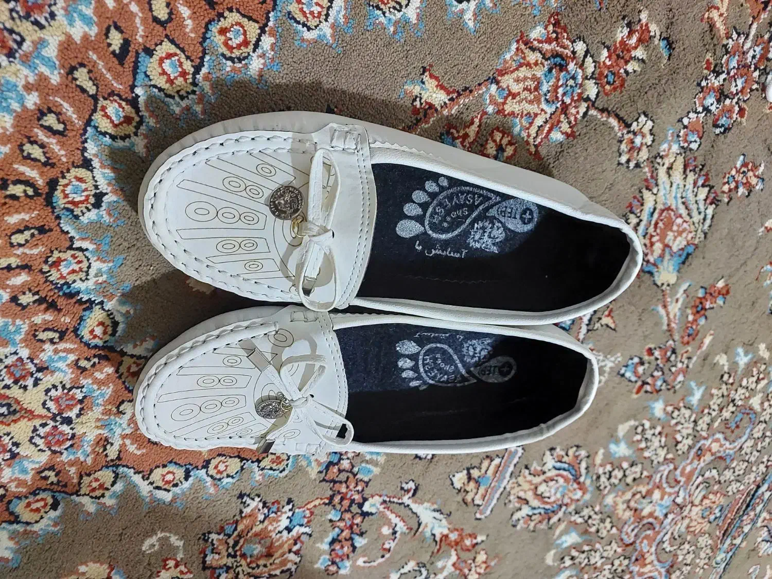 کالج|کیف، کفش، کمربند|اردکان, |دیوار