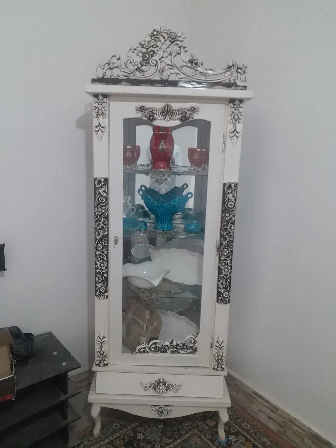 گنجه سالم در حد نو|بوفه، ویترین، کنسول|تایباد, |دیوار