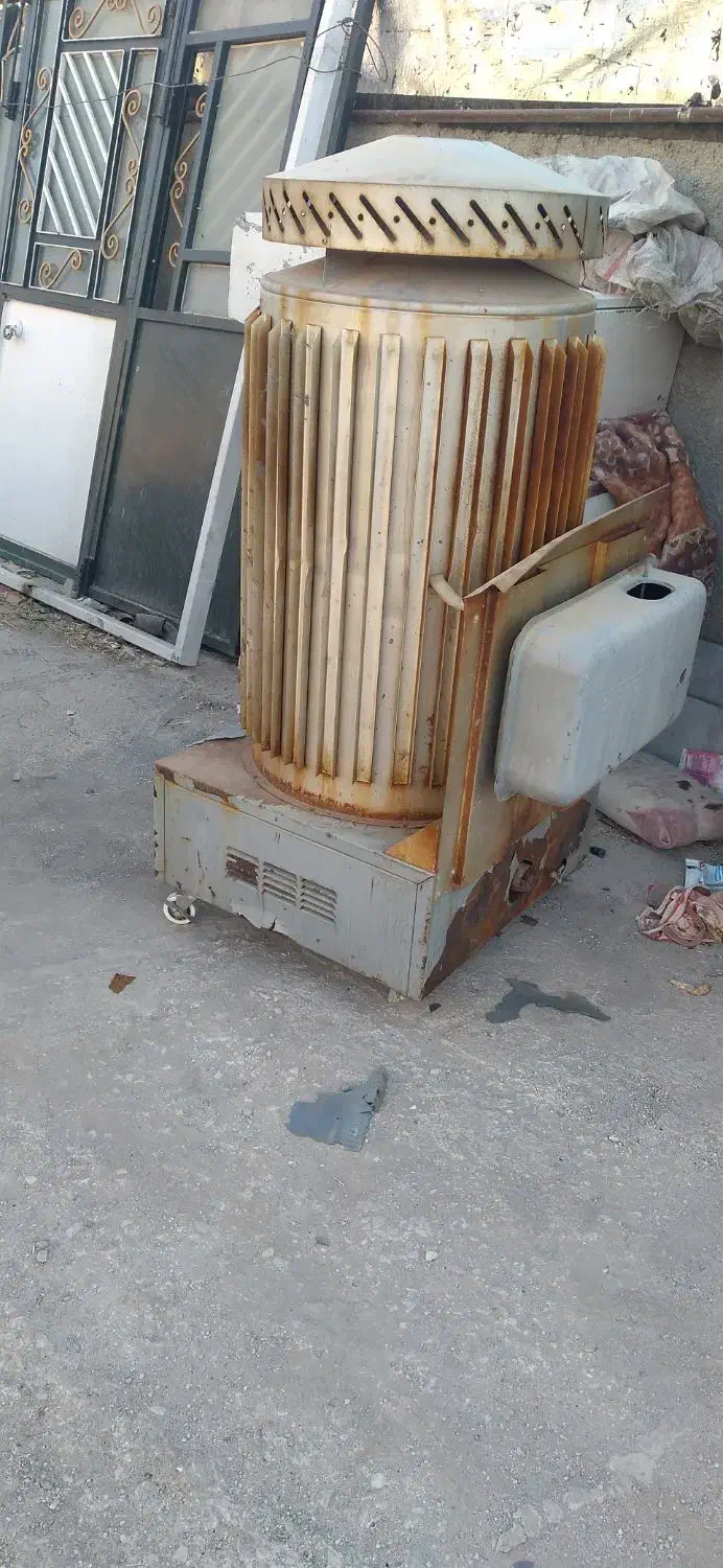 بخاری گازی درحد نوویک در ماشین رو موجود است|بخاری، هیتر، شومینه|جوانرود, |دیوار