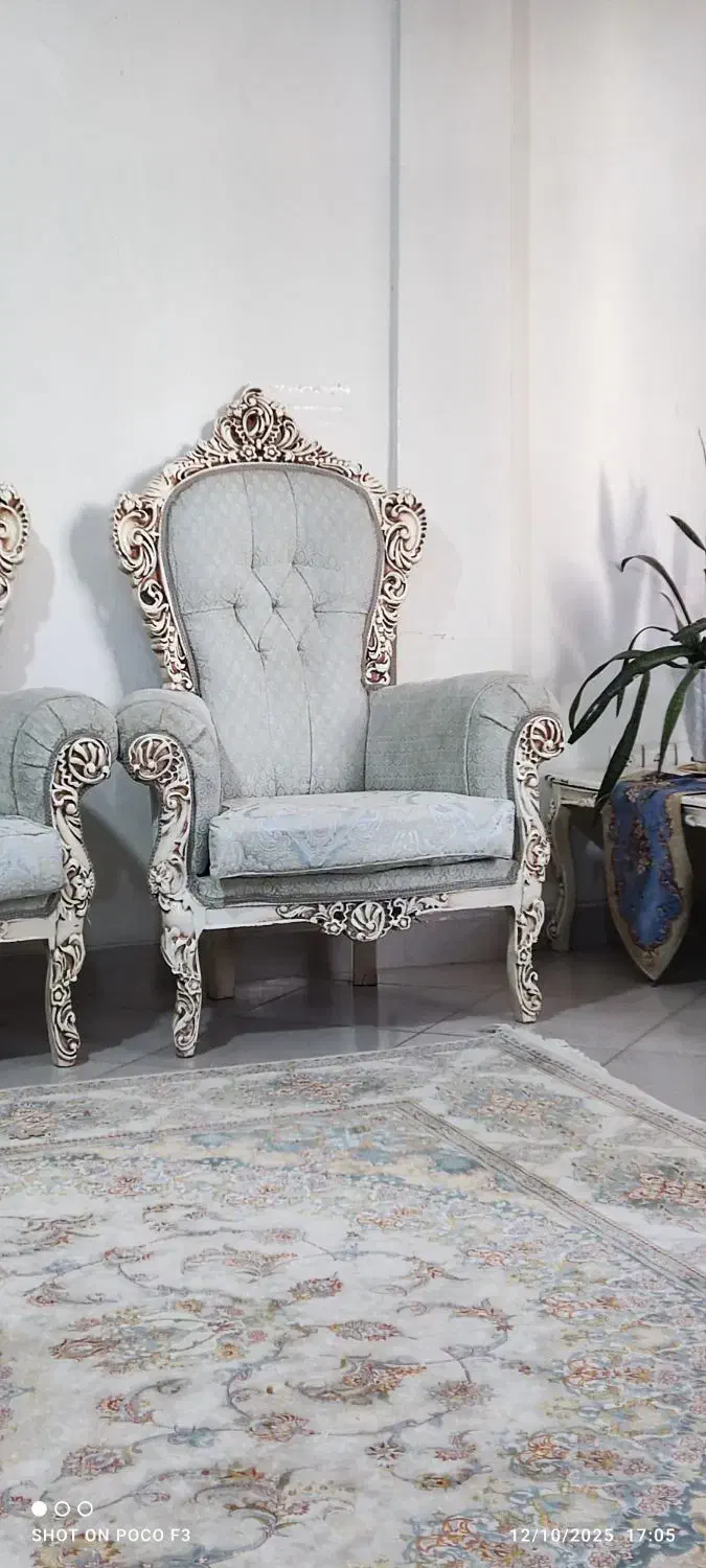 مبل سلطنتی جنس عالی میز تلویزیون اشانتیون.فرش جداگ|مبلمان خانگی و میز عسلی|دماوند, گیلاوند|دیوار