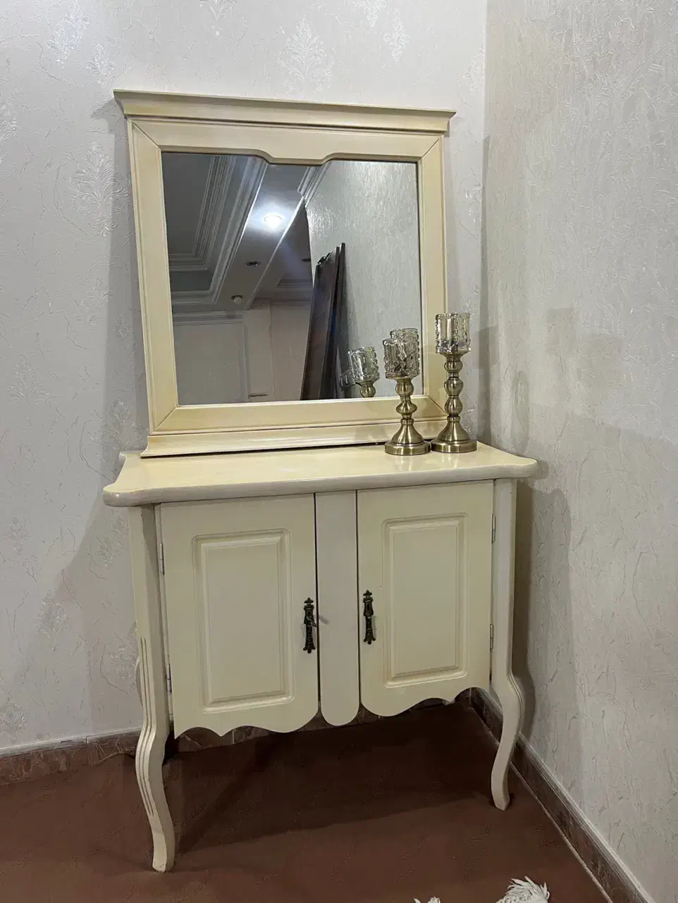 میز کنسول|بوفه، ویترین، کنسول|تهران, خزانه|دیوار