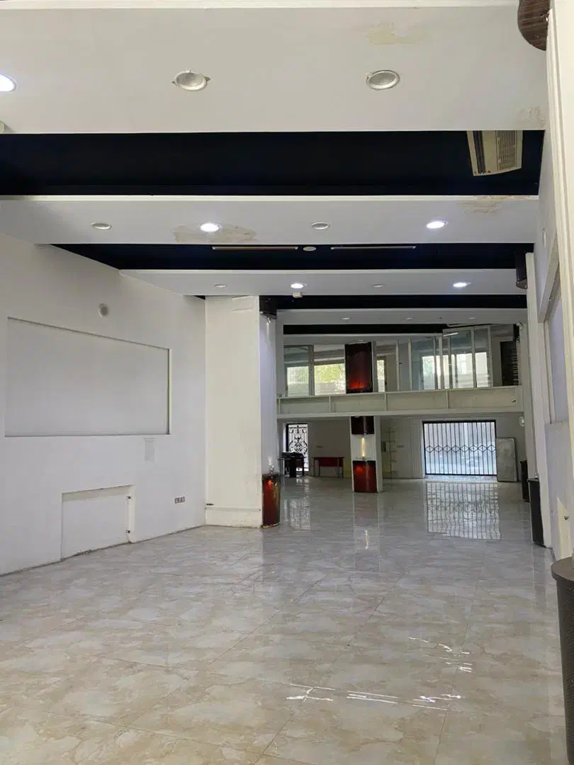 ۴۲۰ متر مغازه تجاری مناسب برندها و فروشگاه ها|اجارهٔ مغازه و غرفه|تهران, قزل قلعه|دیوار