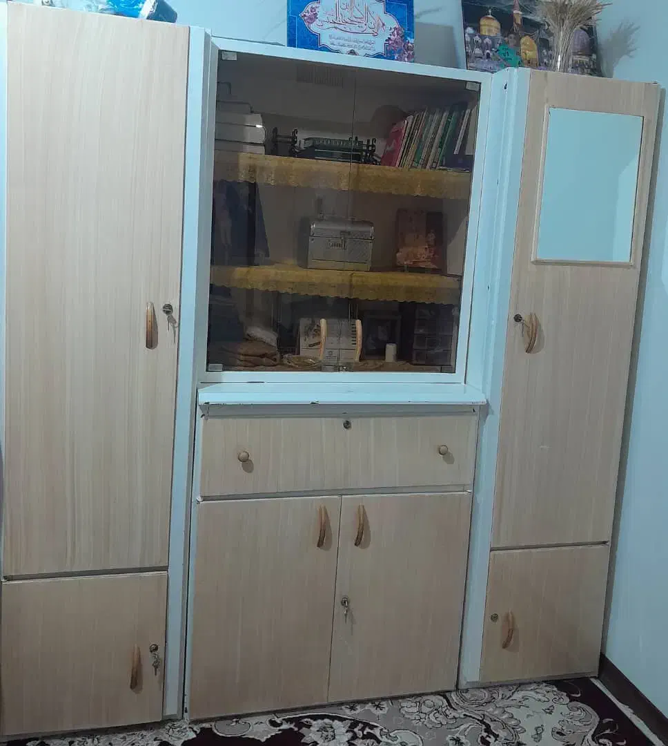 دراور ۷کشو و کمد سه تیکه|جاکفشی، کمد، دراور|کرمان, |دیوار