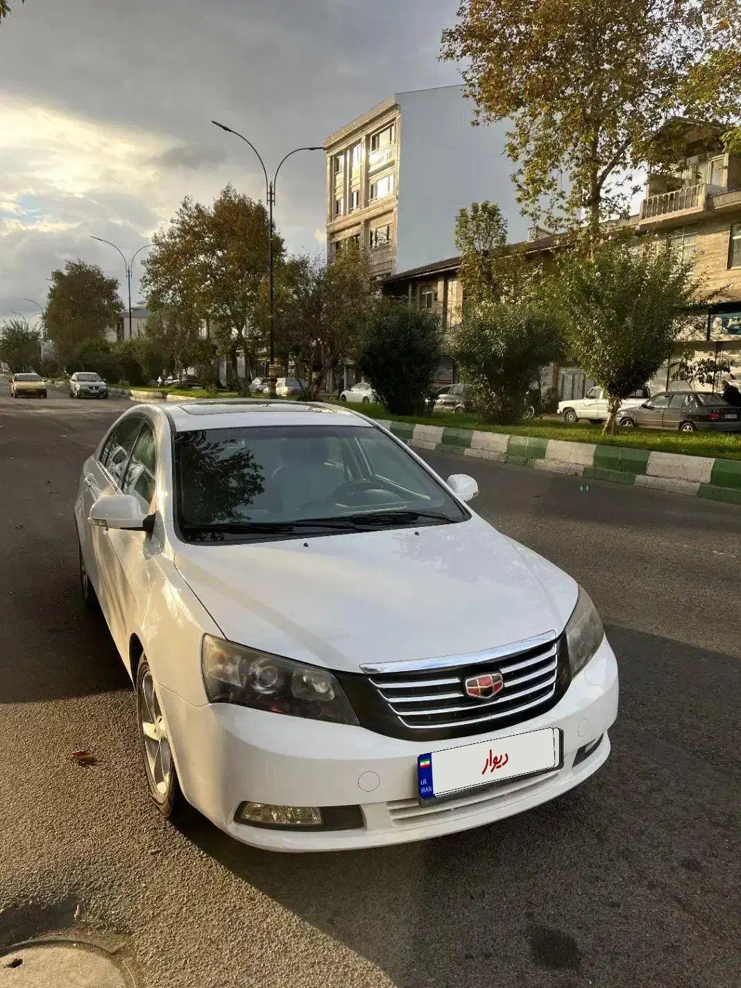 جیلی 2013|خودرو سواری و وانت|رشت, فلسطین|دیوار