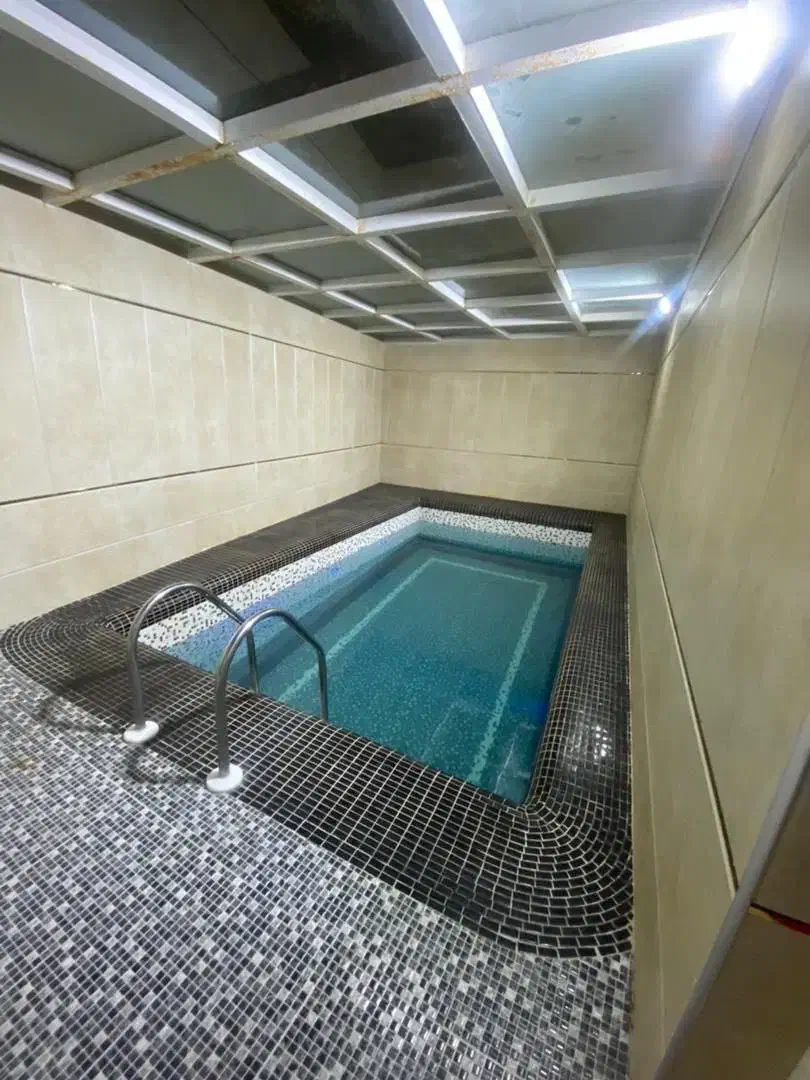 اجاره روزانه استخر آبگرم وجکوزی تمیز کد 2|اجارهٔ کوتاه‌مدت ویلا و باغ|رشت, گلسار|دیوار