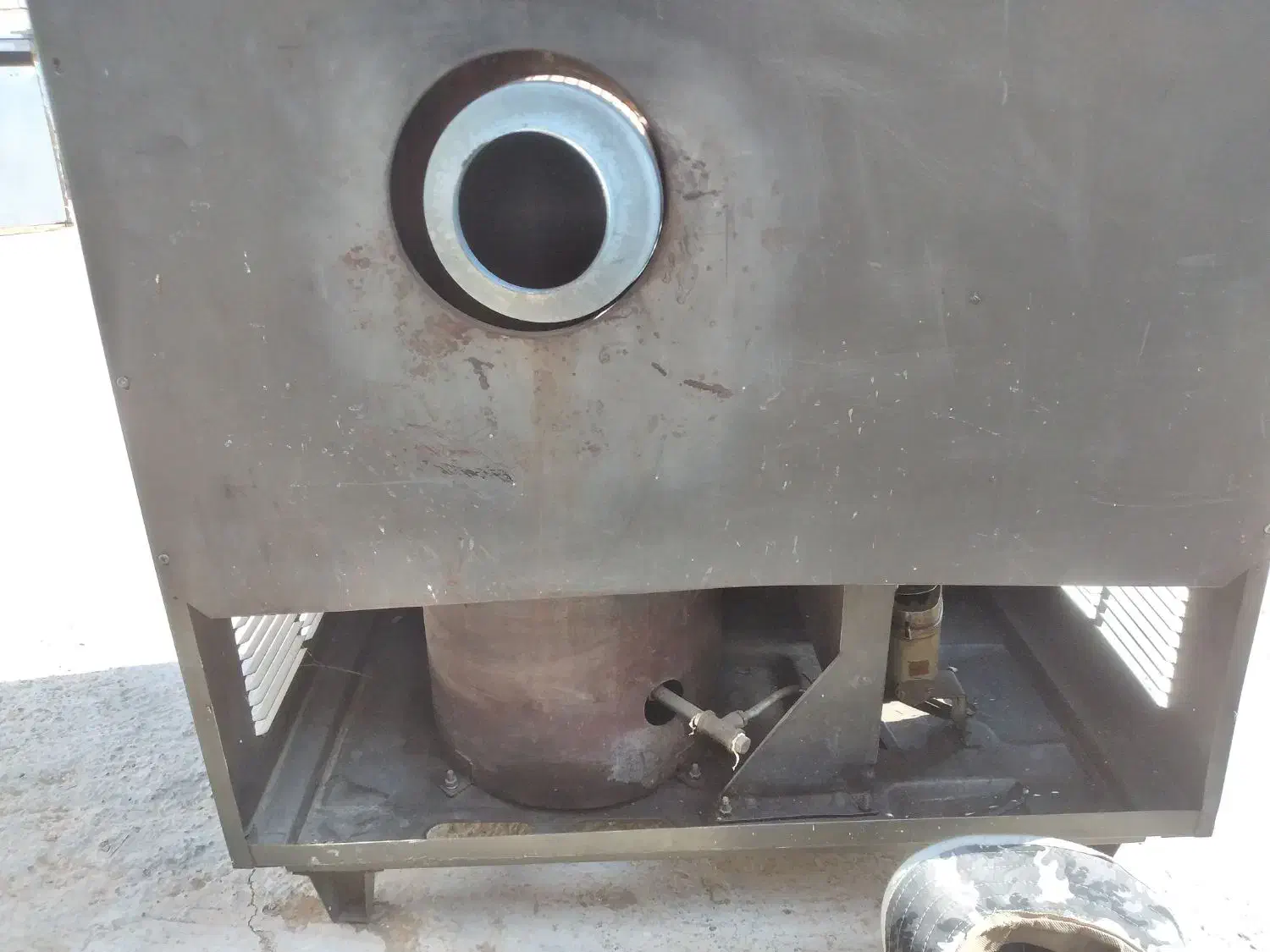 بخاری نفتی کاربراتی|بخاری، هیتر، شومینه|تربت جام, میان جام|دیوار