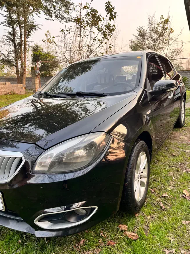 برلیانس ۳۲۰ اتومات مدل ۹۴ بیرنگ|خودرو سواری و وانت|کوچصفهان, |دیوار