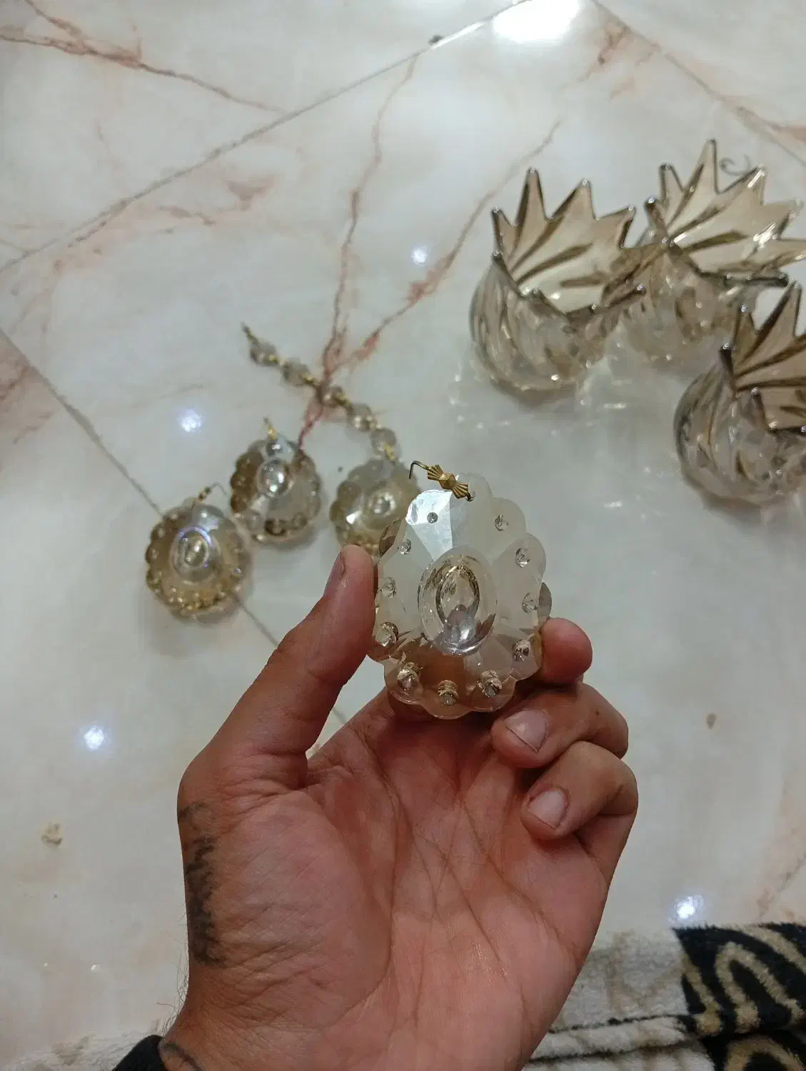 حباب لوستر دودی و آویزه|لوستر و چراغ آویز|تهران, وصفنارد|دیوار