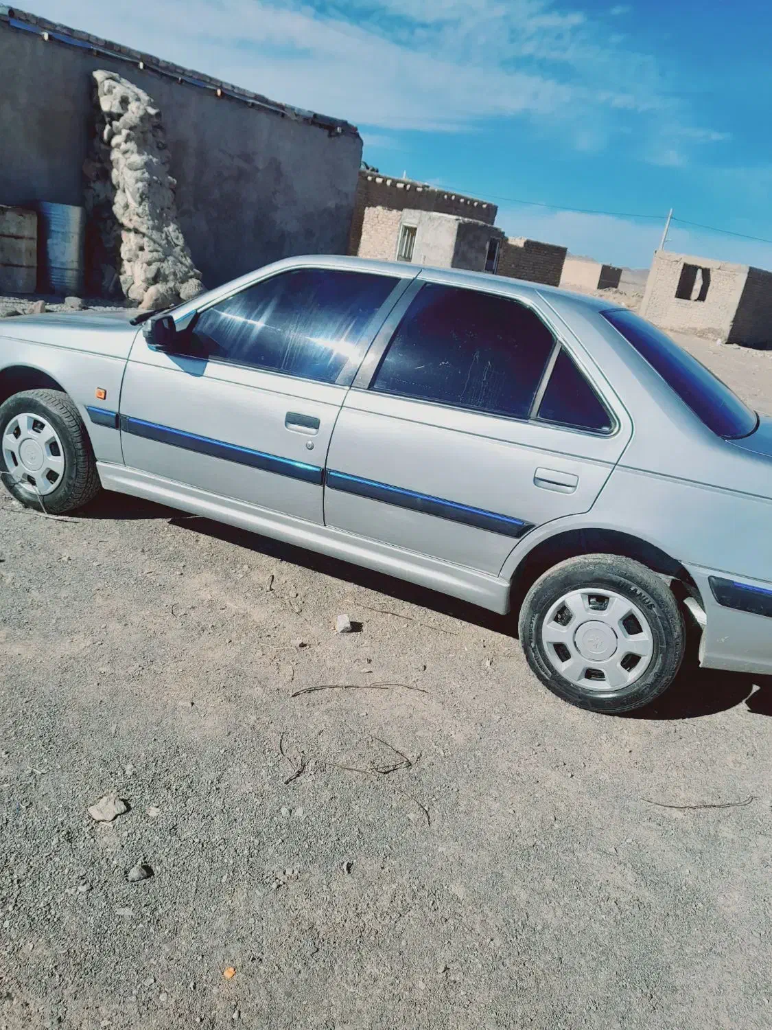 پژو پارس ۸۴|خودرو سواری و وانت|سربیشه, |دیوار