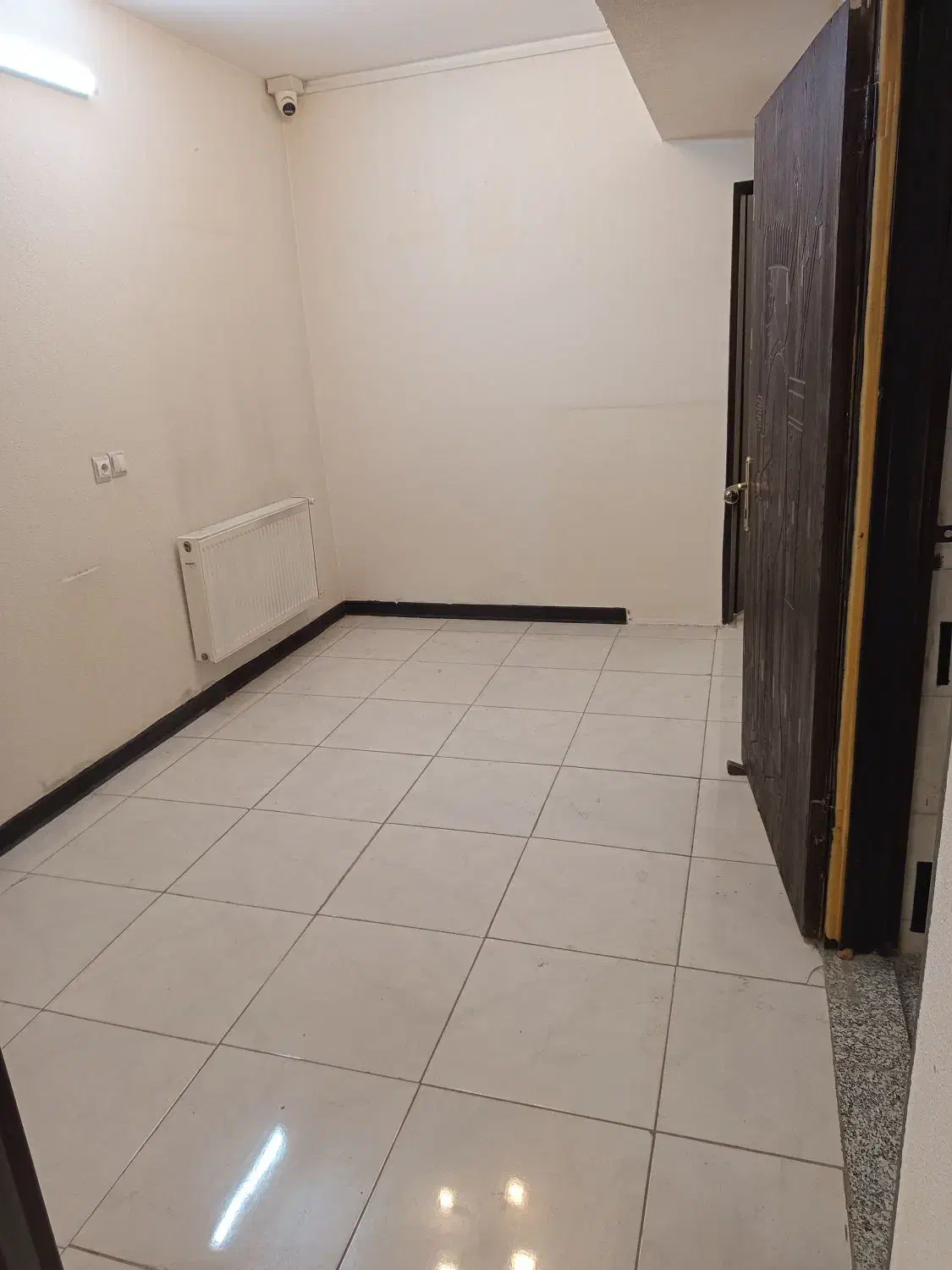 خدماتی ۵۵ متر ۲ خواب|اجارهٔ دفتر کار، اتاق اداری، مطب|شاهینشهر, حافظ جنوبی|دیوار