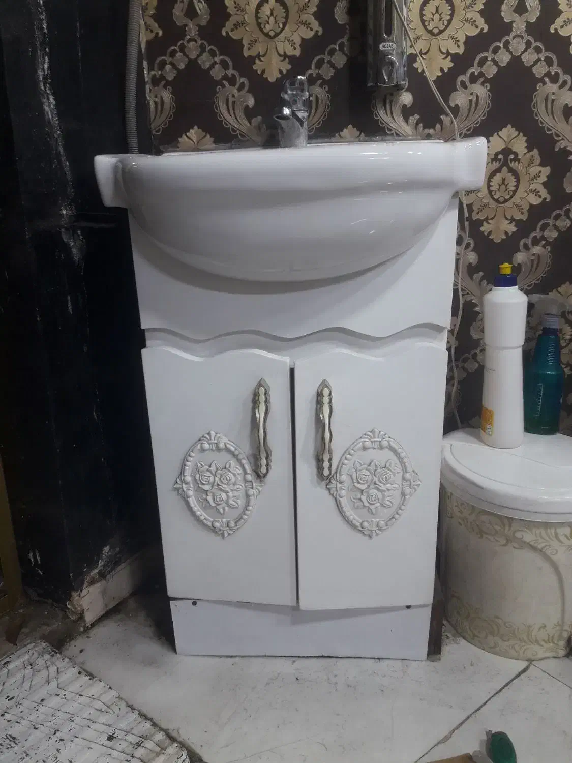 روشویی|لوازم سرویس بهداشتی|باغستان, |دیوار