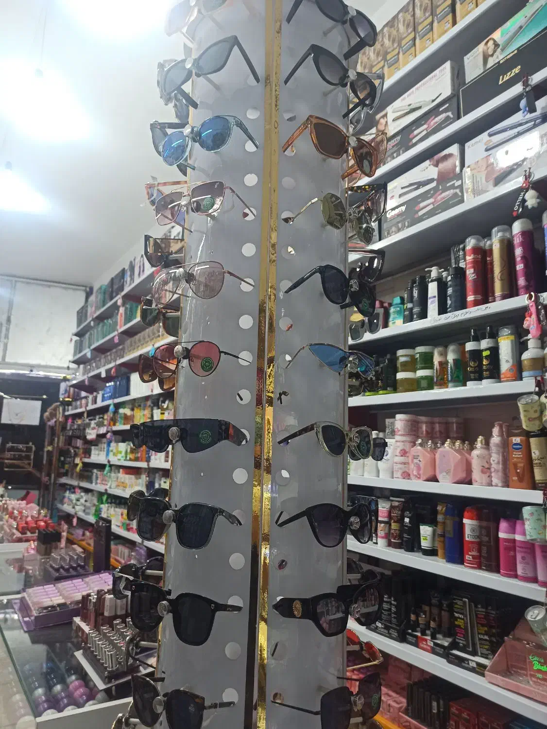 عینک دودی برند معتبر|بدلیجات|محمدشهر, همایون ویلا|دیوار