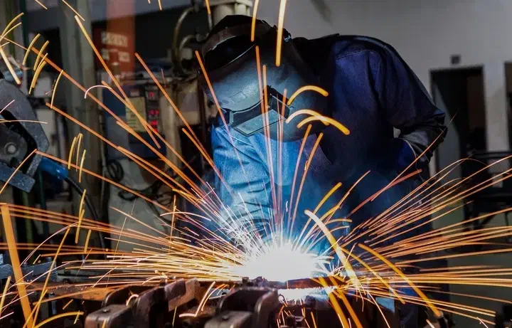 جوشکاری ساختمان جوشکاری سیار|خدمات پیشه و مهارت|رشت, رودبارتان|دیوار