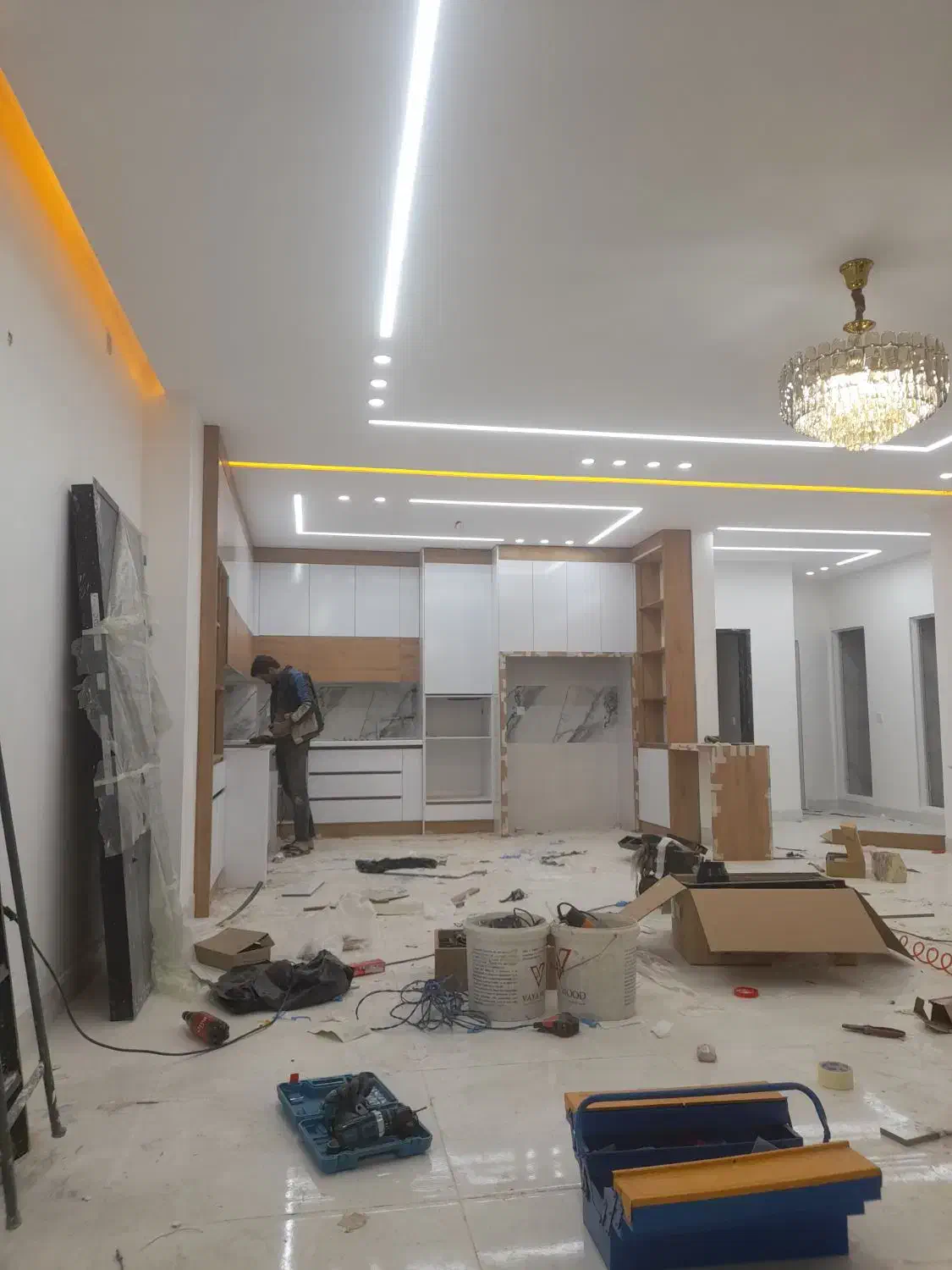 اجرای برق کشی ساختمان|خدمات پیشه و مهارت|سیرجان, |دیوار