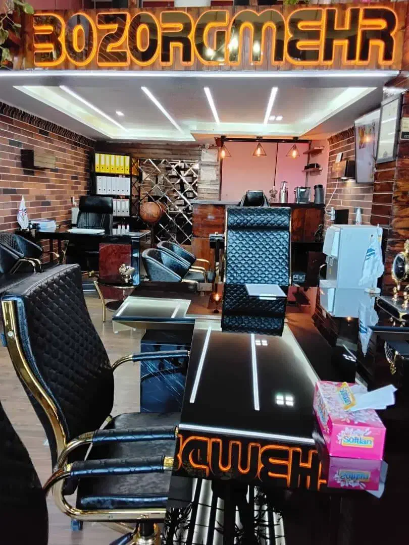 رهن واجاره آپارتمان ۱۷۰متری بر اصلی خیابان صدف|اجارهٔ آپارتمان|کرمانشاه, |دیوار