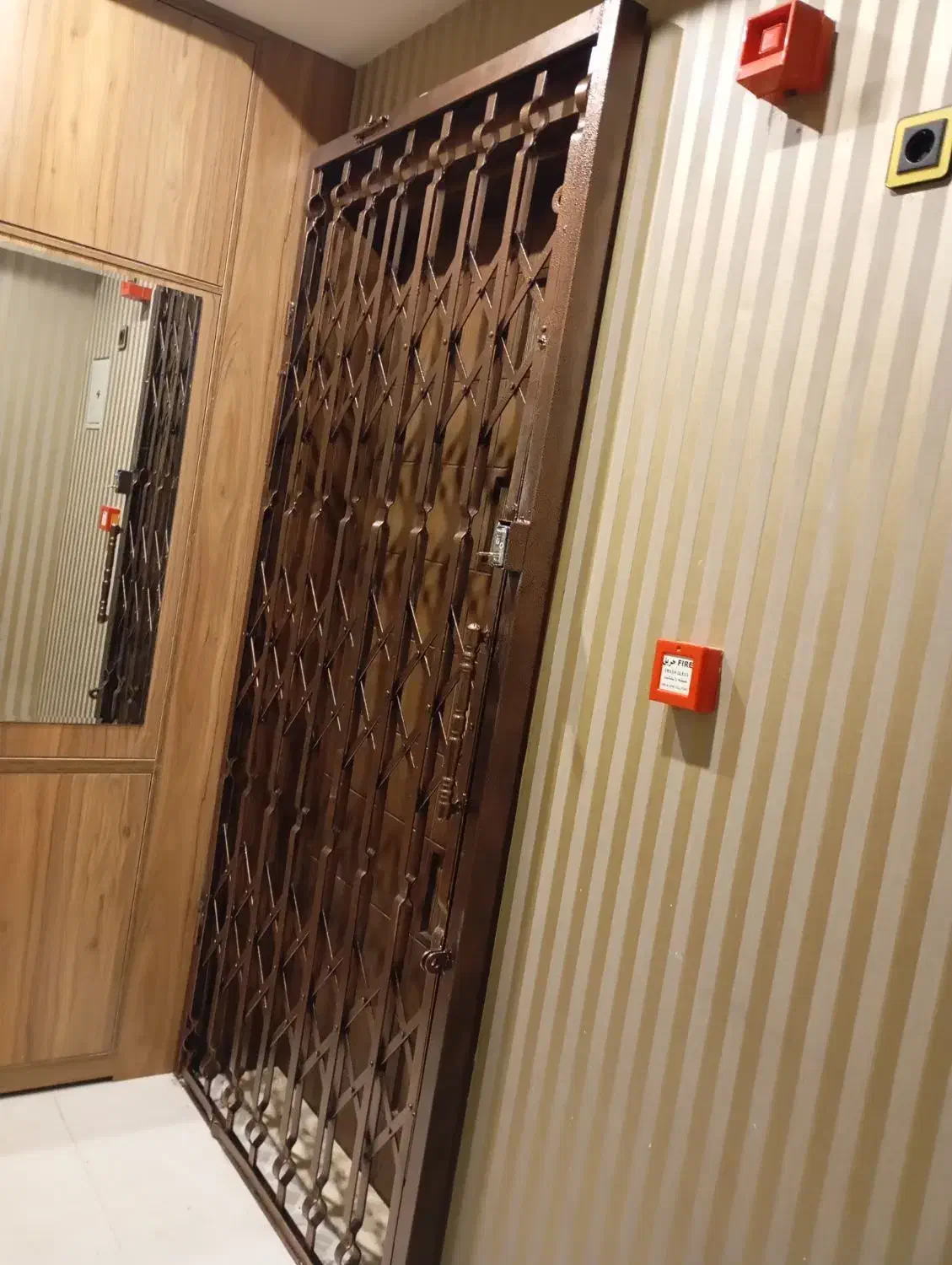 اکاردوانی.حفاظ خورده کاری( جوشکاری )و نصب|مصالح و تجهیزات ساختمان|مشهد, شهرک لشکر (شهرک غرب)|دیوار