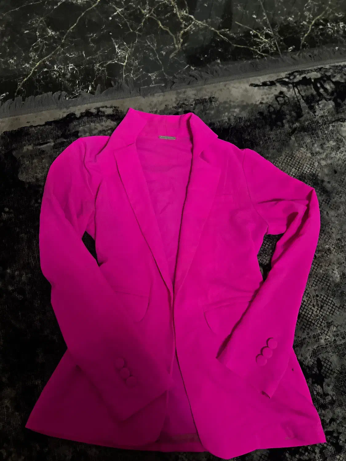 کت صورتی باربی|لباس|لاهیجان, کوی خزر|دیوار