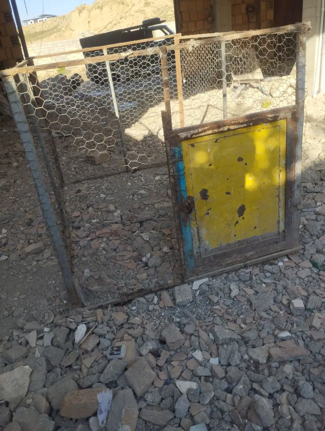 قفس.پرنده.برای.مرع.سالمدردارد|لوازم جانبی حیوانات|گرگان, |دیوار