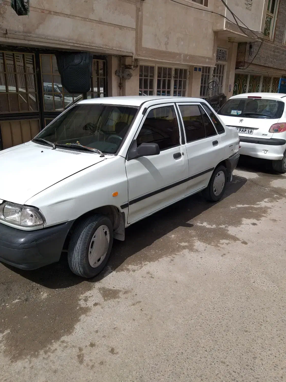 پراید سفید مدل ۸۰|خودرو سواری و وانت|قم, مسجد امام حسن|دیوار