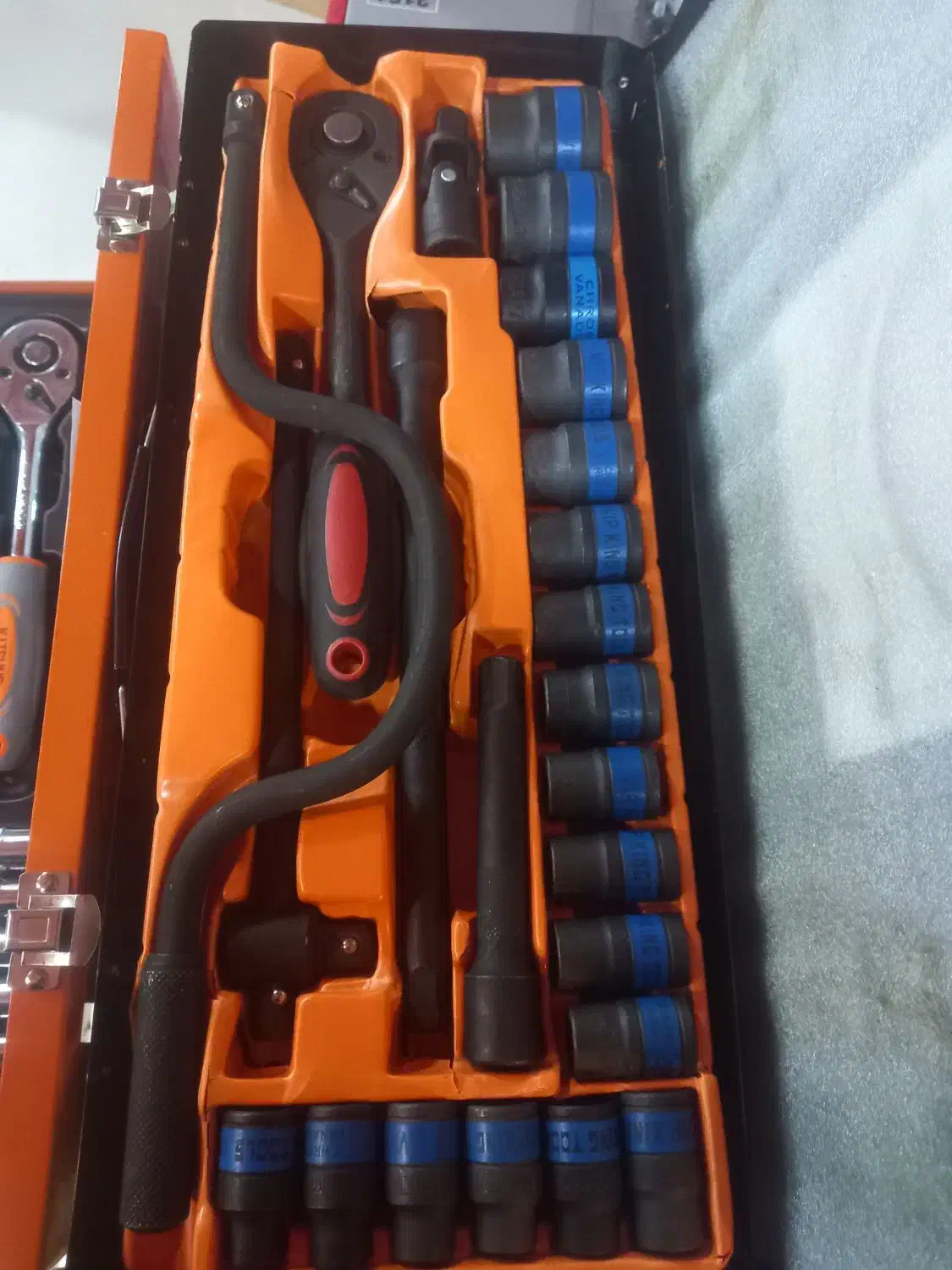 جعبه بکس|ابزارآلات|کرمان, |دیوار