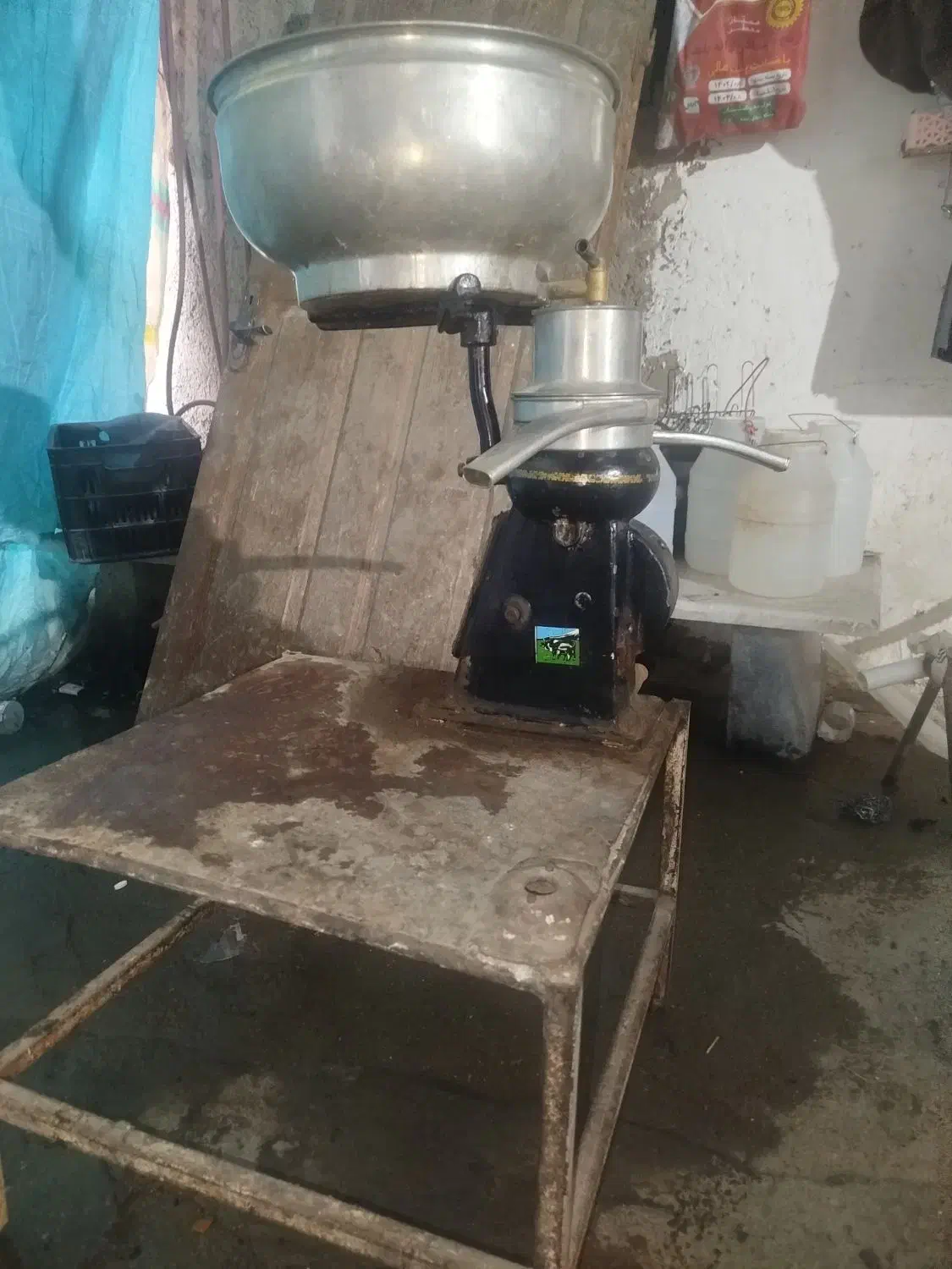 چرخ شیر|آبمیوه‌گیر و آب‌مرکبات‌گیر|قوچان, |دیوار