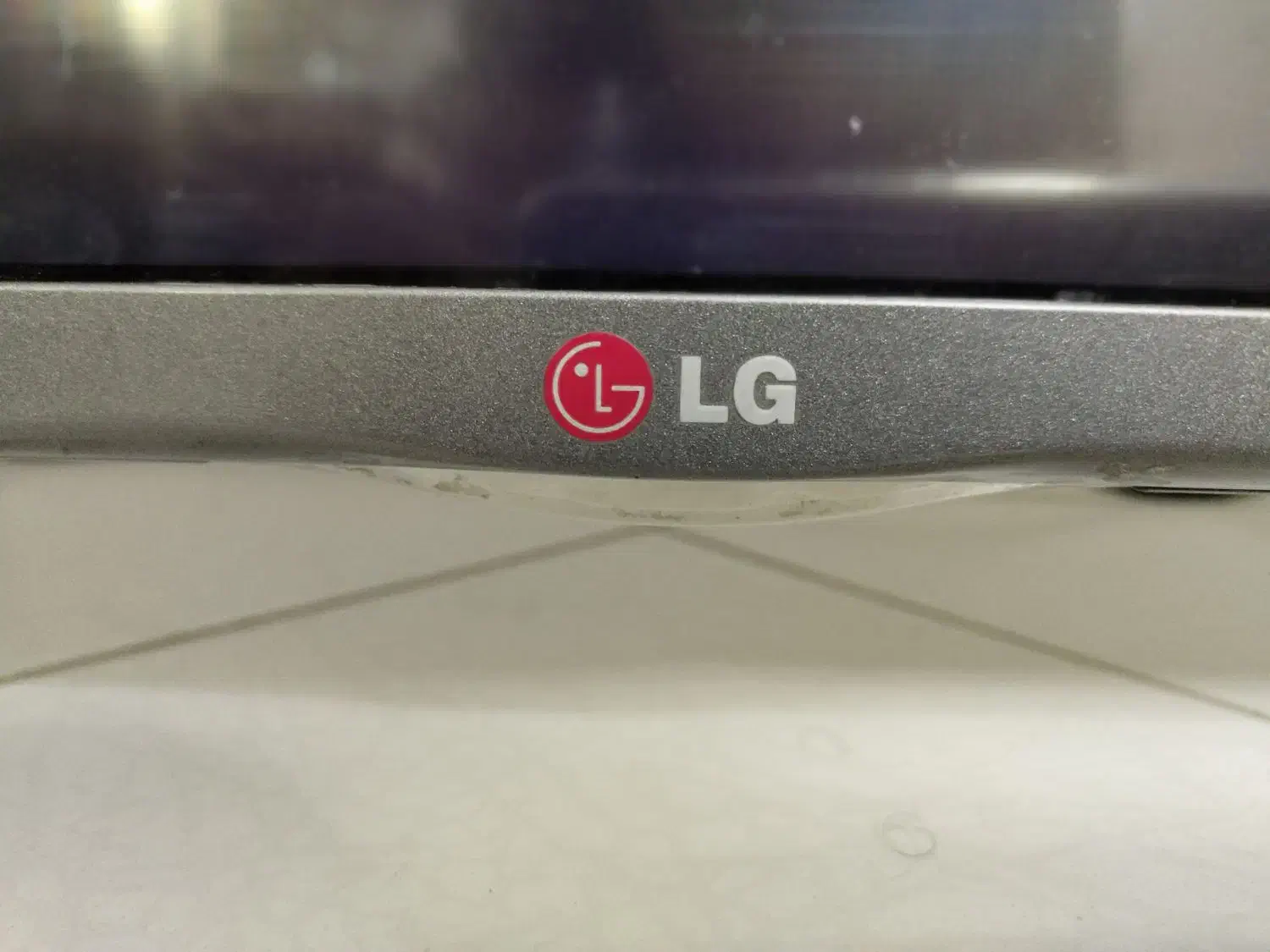 تلویزیون ال ای دی اجی 42اینچ  اصل کره|تلویزیون و پروژکتور|تهران, فدک|دیوار