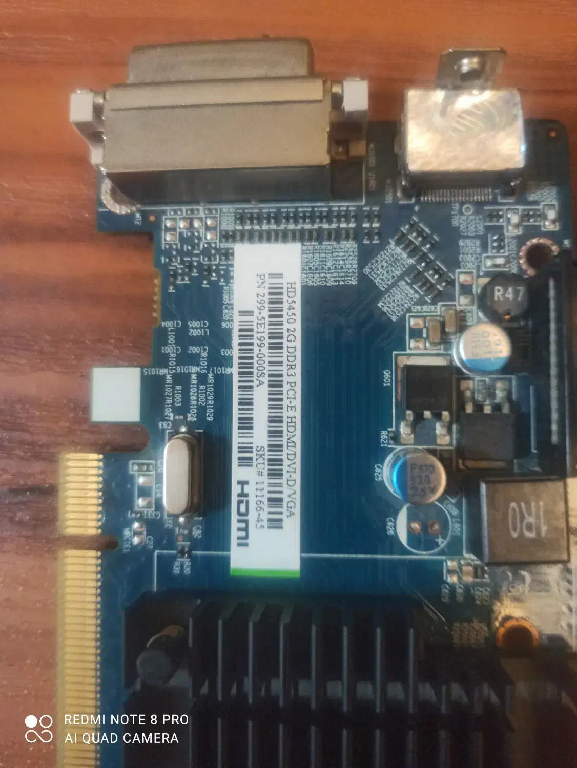کارت گرافیک HDبا ظرفیت ۲گیگبایت مدل XFX|قطعات و لوازم جانبی رایانه|اصفهان, شهرک میلاد|دیوار