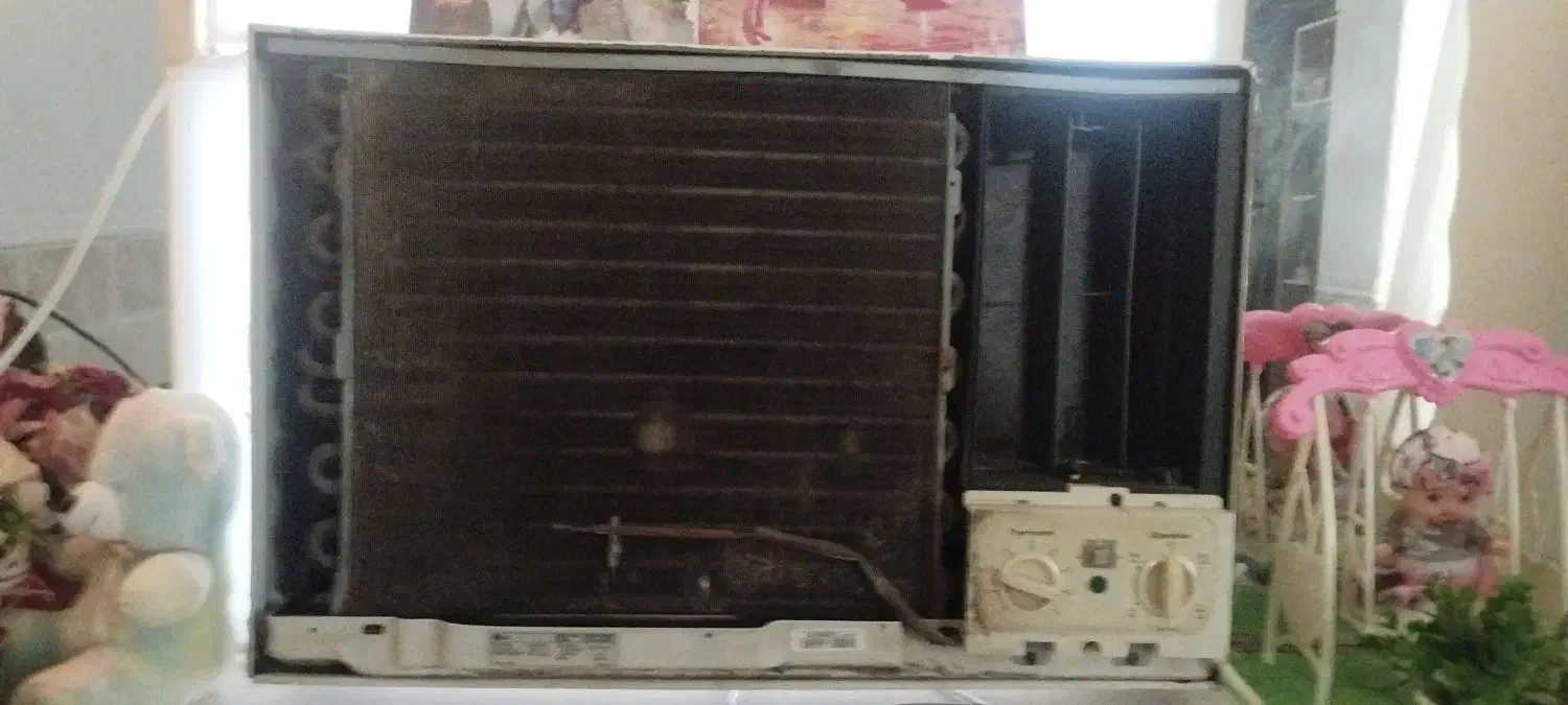 کولر پنجره ای|کولر گازی و فن‌کوئل|رودان, |دیوار