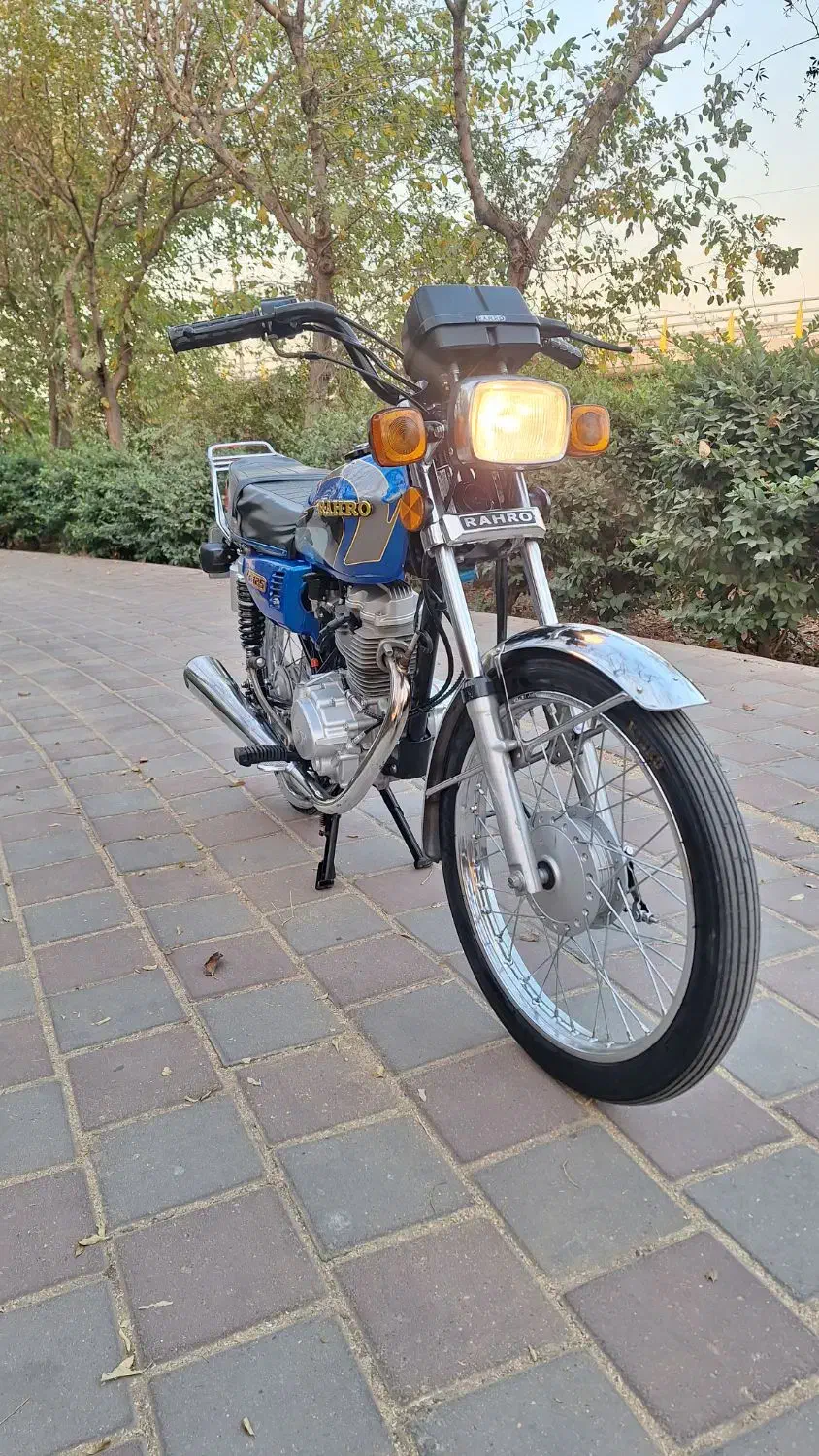 رهرو ۱۴۰۲|موتورسیکلت|تهران, خاک سفید|دیوار