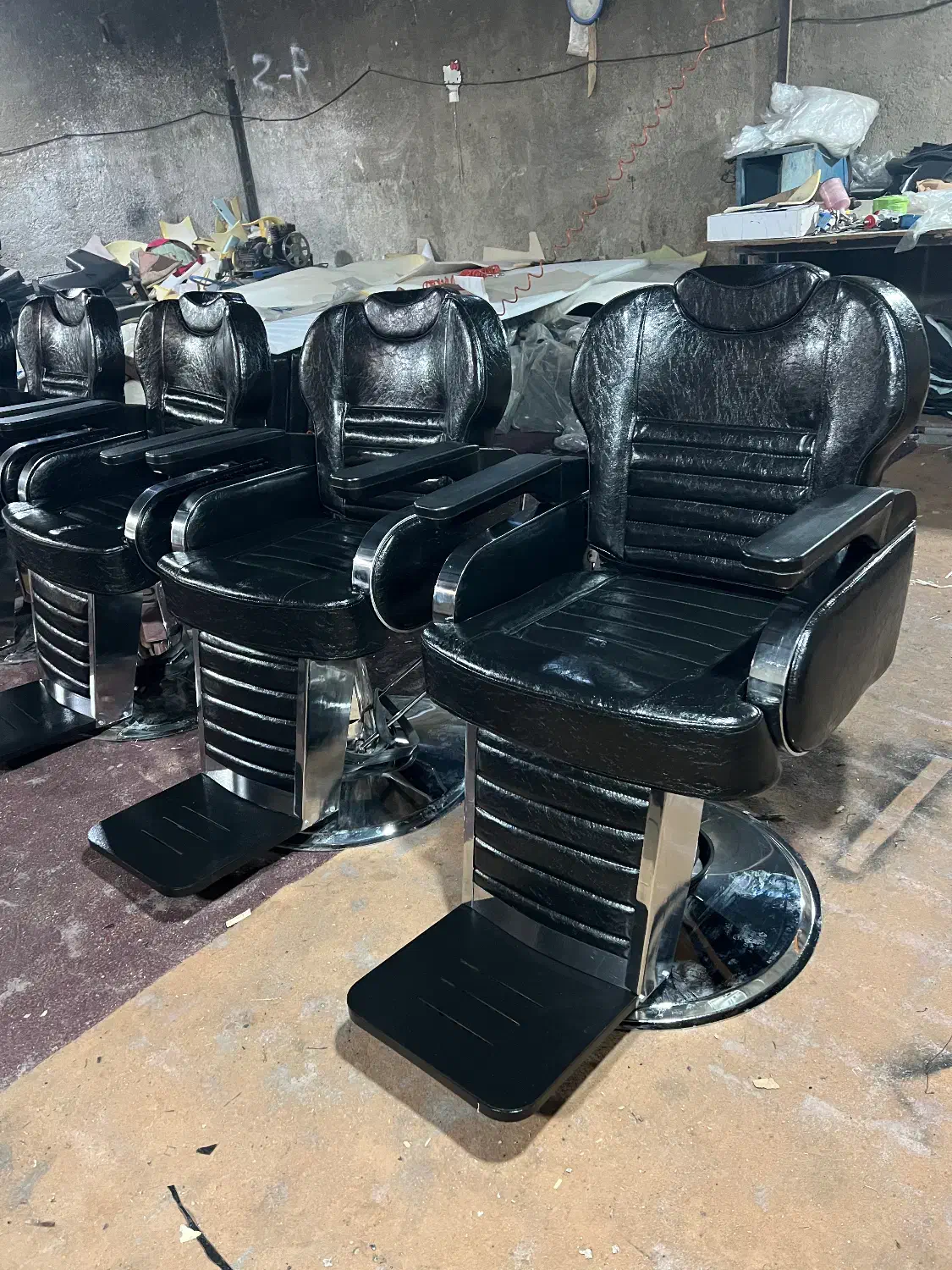 صندلی vipپدالی الپدا فوم سرد اصلاح|آرایشگاه و سالن‌های زیبایی|تهران, شهرک ابوذر|دیوار