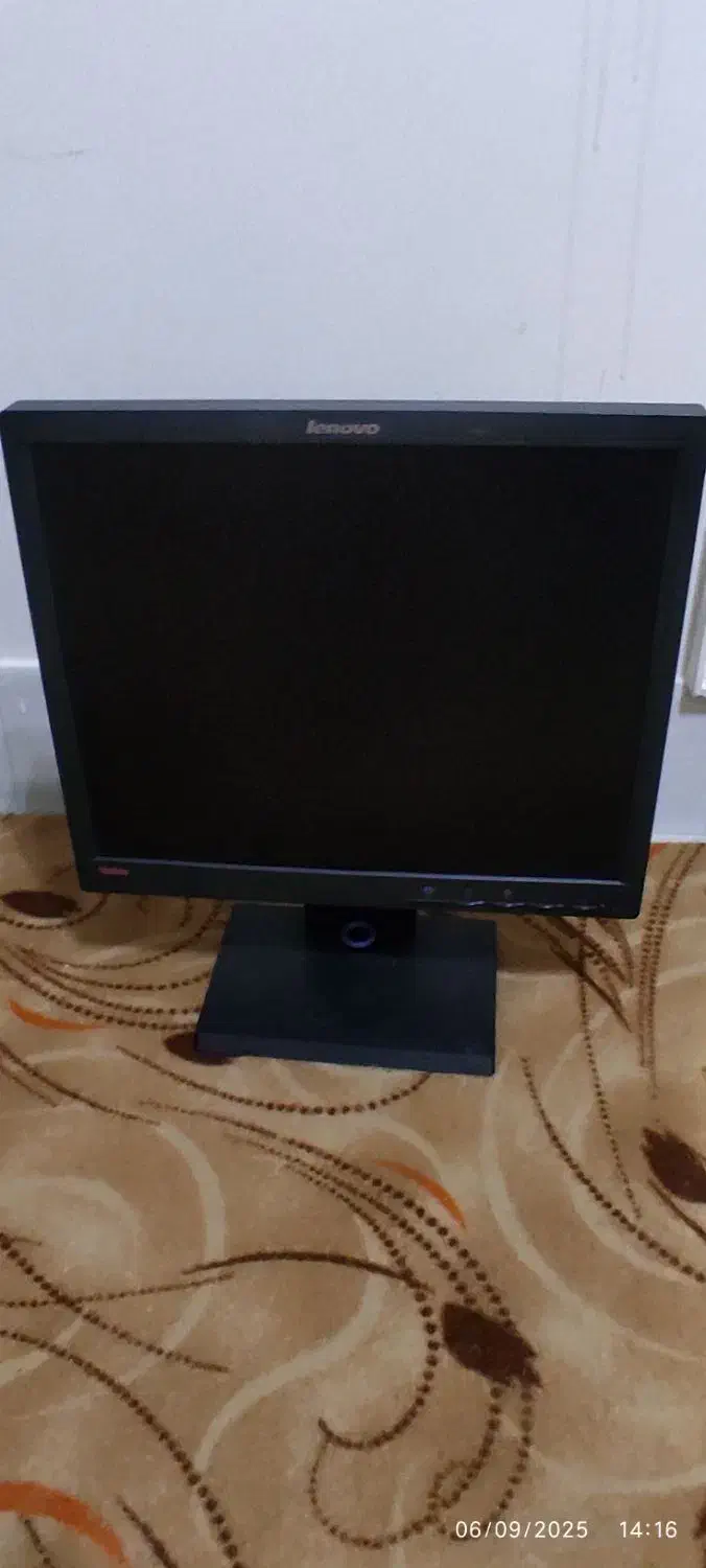 مانیتور lenovo  لنو|قطعات و لوازم جانبی رایانه|قم, نوقطار|دیوار
