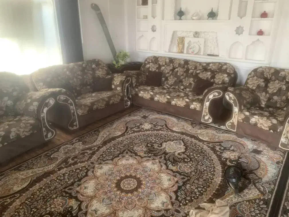 مبل ۷نفره تمیز|مبلمان خانگی و میز عسلی|اسالم, |دیوار