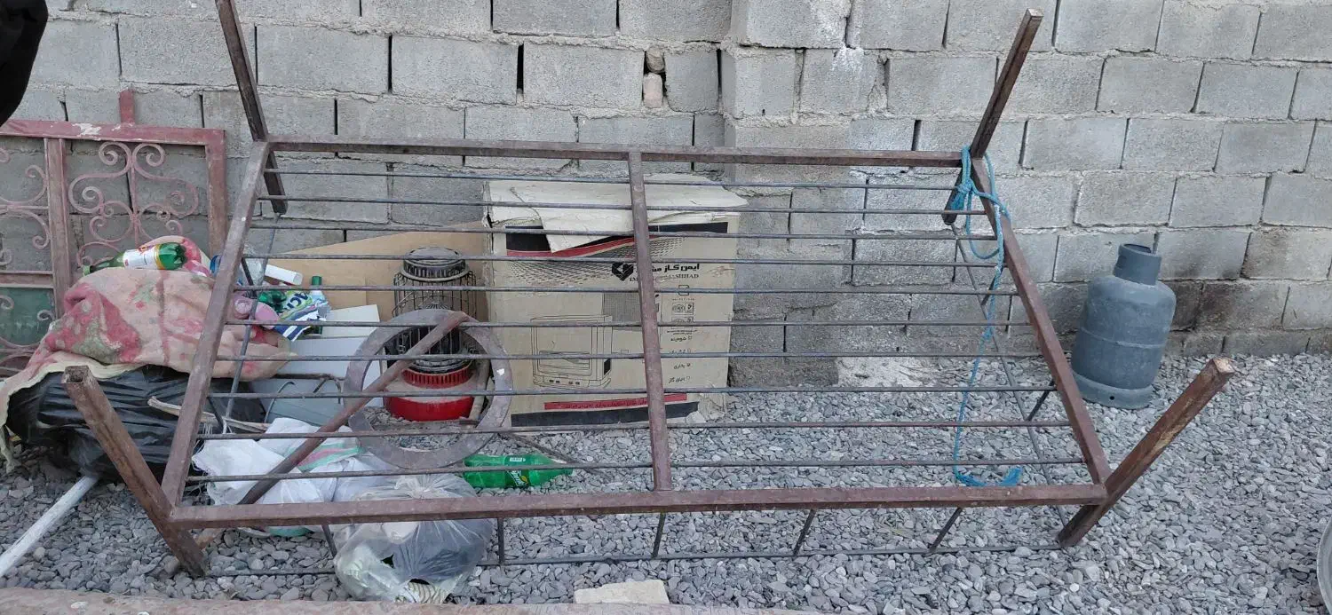 میز اهنی|مصالح و تجهیزات ساختمان|زابل, |دیوار