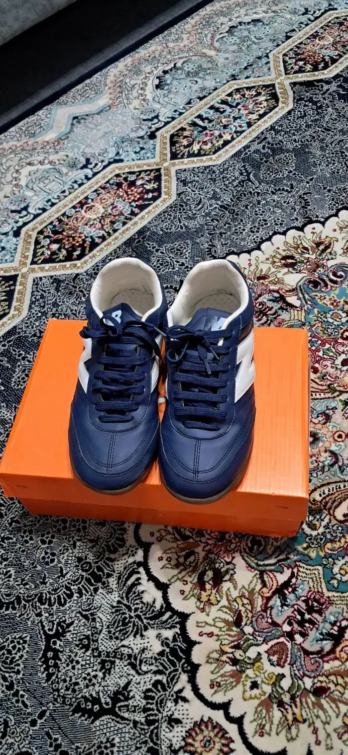 کتونی نو سایز 40 با کارتن|کیف، کفش، کمربند|نظرآباد, نظرآباد|دیوار