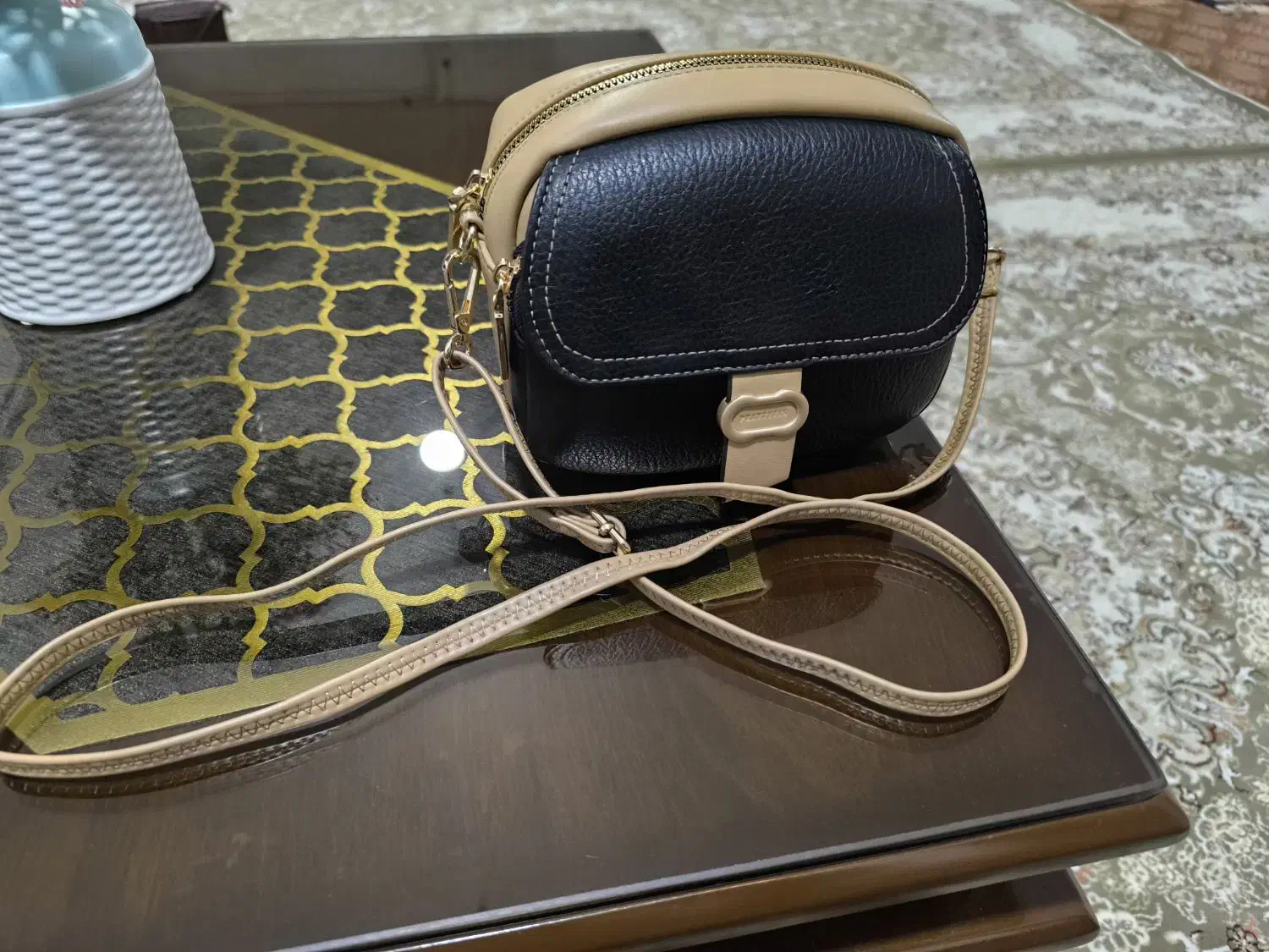 چرم مصنوعی با کیفیت|کیف، کفش، کمربند|خرمآباد, |دیوار