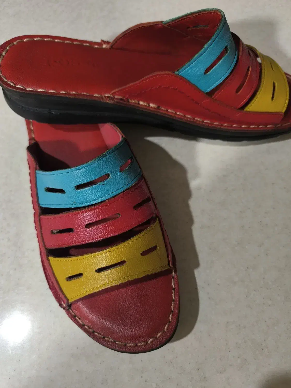 دمپایی چرم طبیعی|کیف، کفش، کمربند|خرمآباد, |دیوار