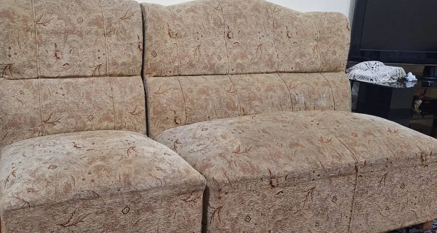 مبل راحتی|مبلمان خانگی و میز عسلی|صومعه‌سرا, |دیوار