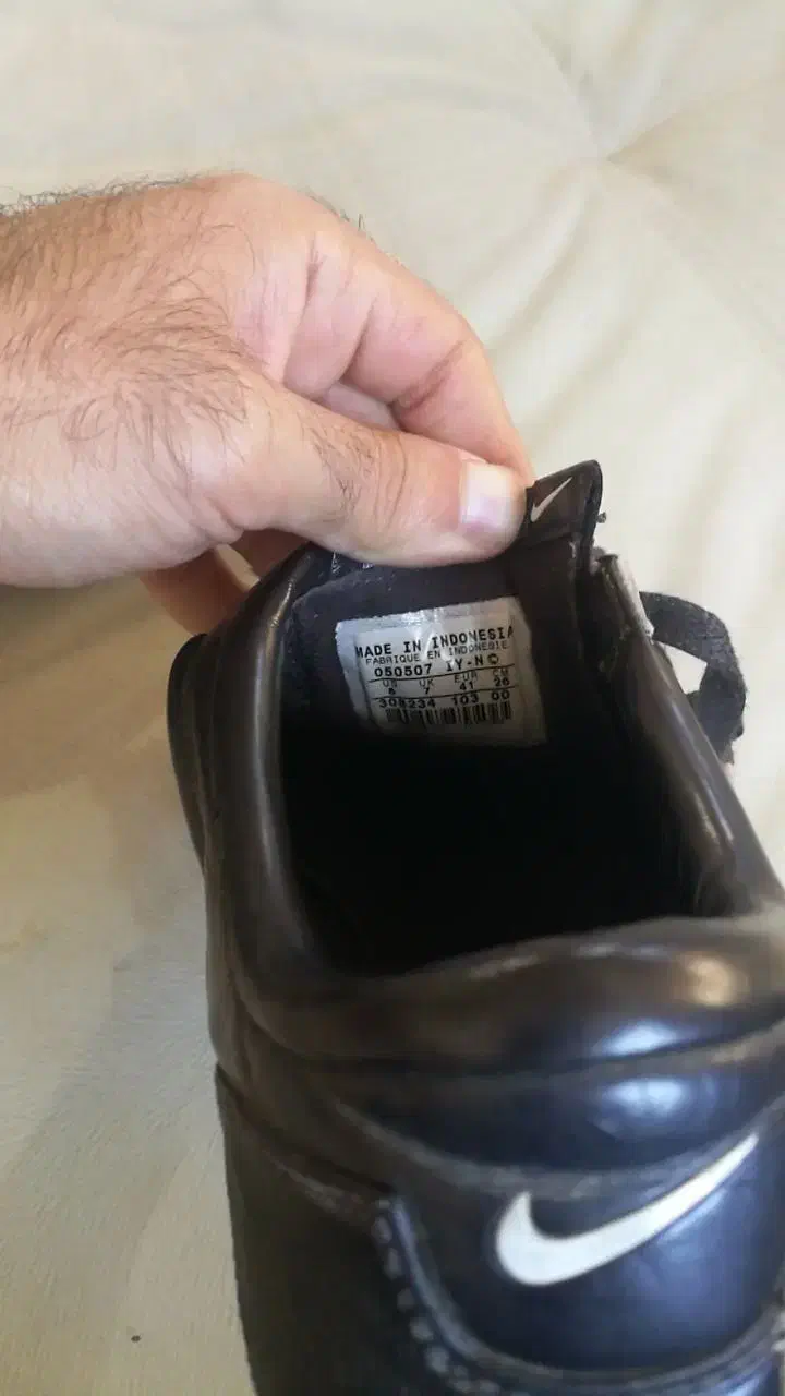 کفش فوتبال روی چمن نایکی 90|کیف، کفش، کمربند|سنندج, |دیوار