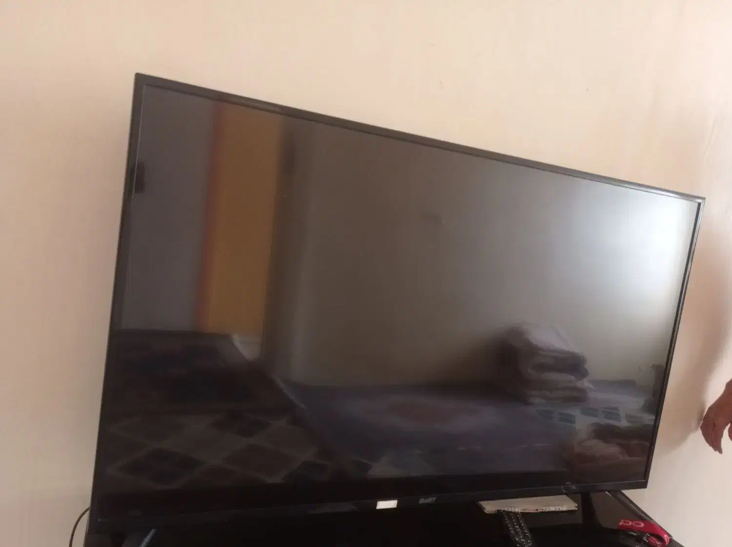 تلویزیون ۴۹اینج|تلویزیون و پروژکتور|اسلام‌‌آباد غرب, |دیوار