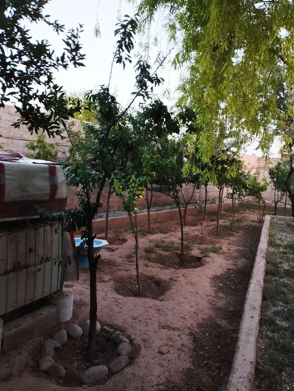 فروش باغچه ۶۰۰ متری در شورقلعه داخل بافت|فروش خانه و ویلا|چهارباغ, |دیوار