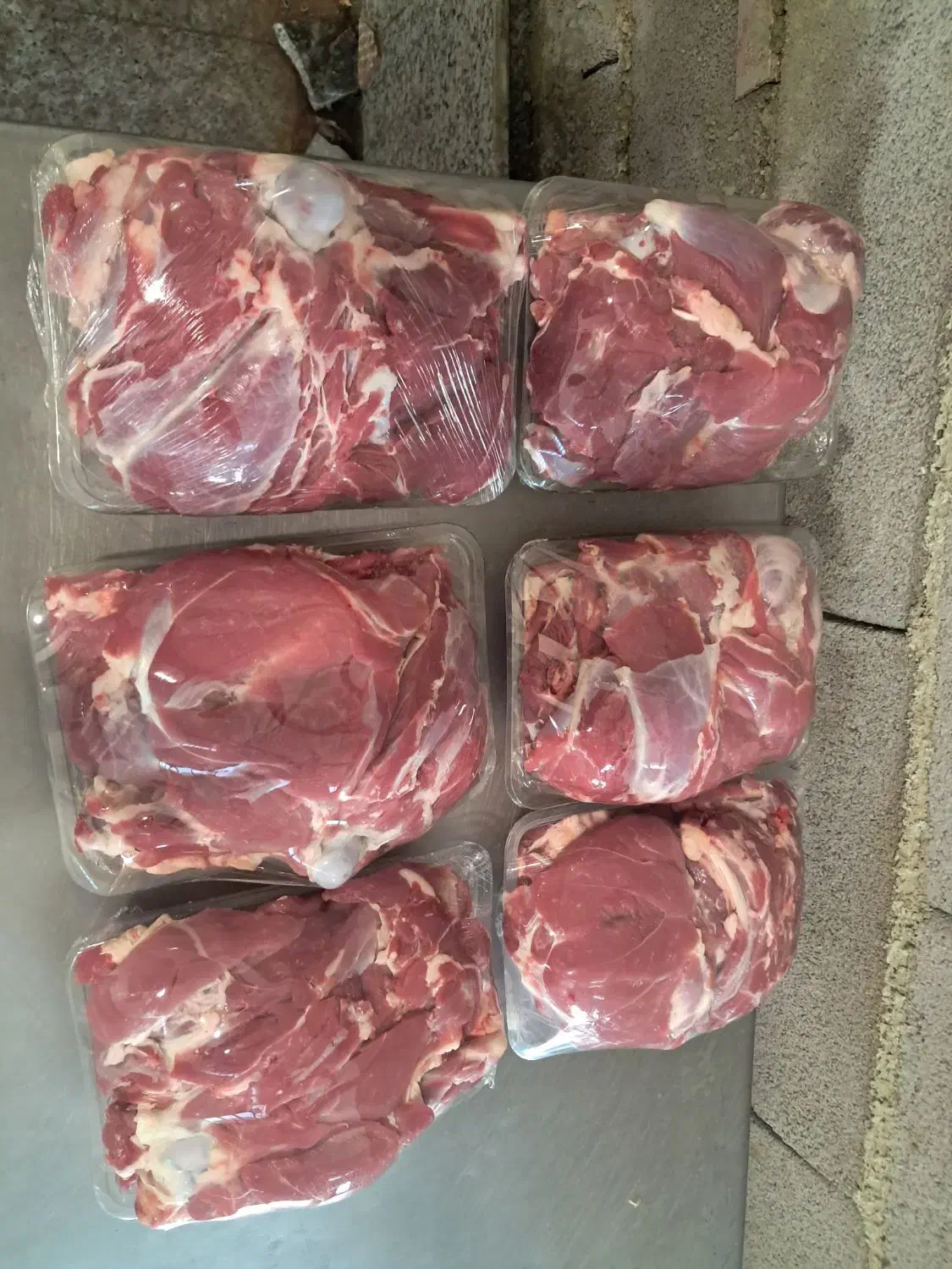 نیازمنده نیروکار برای گوشت قرمز|استخدام خدمات فروشگاه و رستوران|بهار, |دیوار