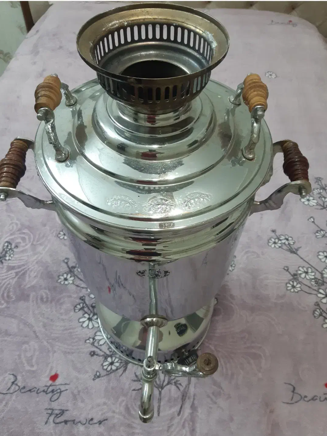 سماوربزرگ گازی|سماور، چای‌ساز، قهوه‌ساز|بابل, |دیوار